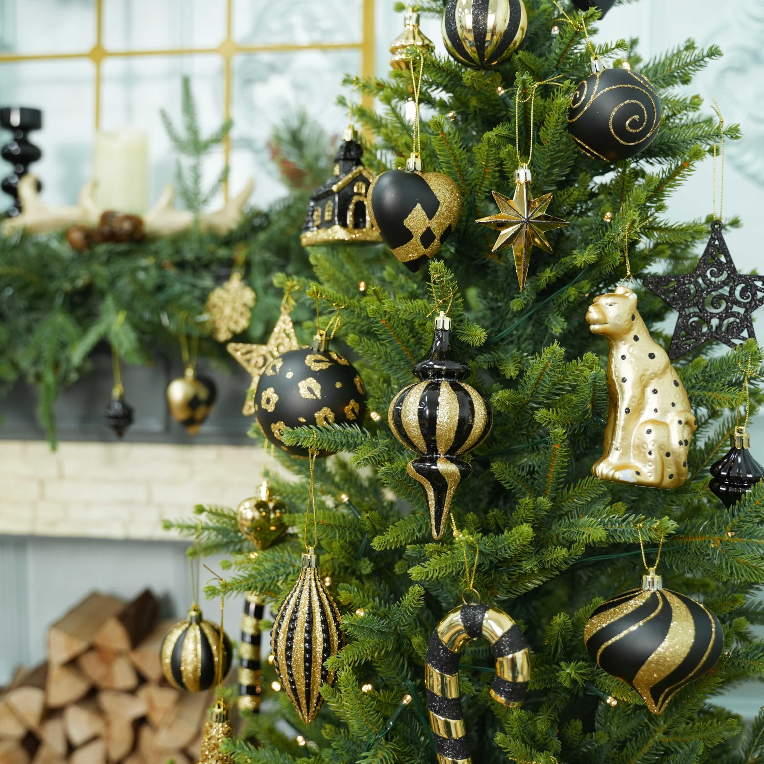 145pcs Gold and Black Christmas Balls Ornaments Set - SHareconn