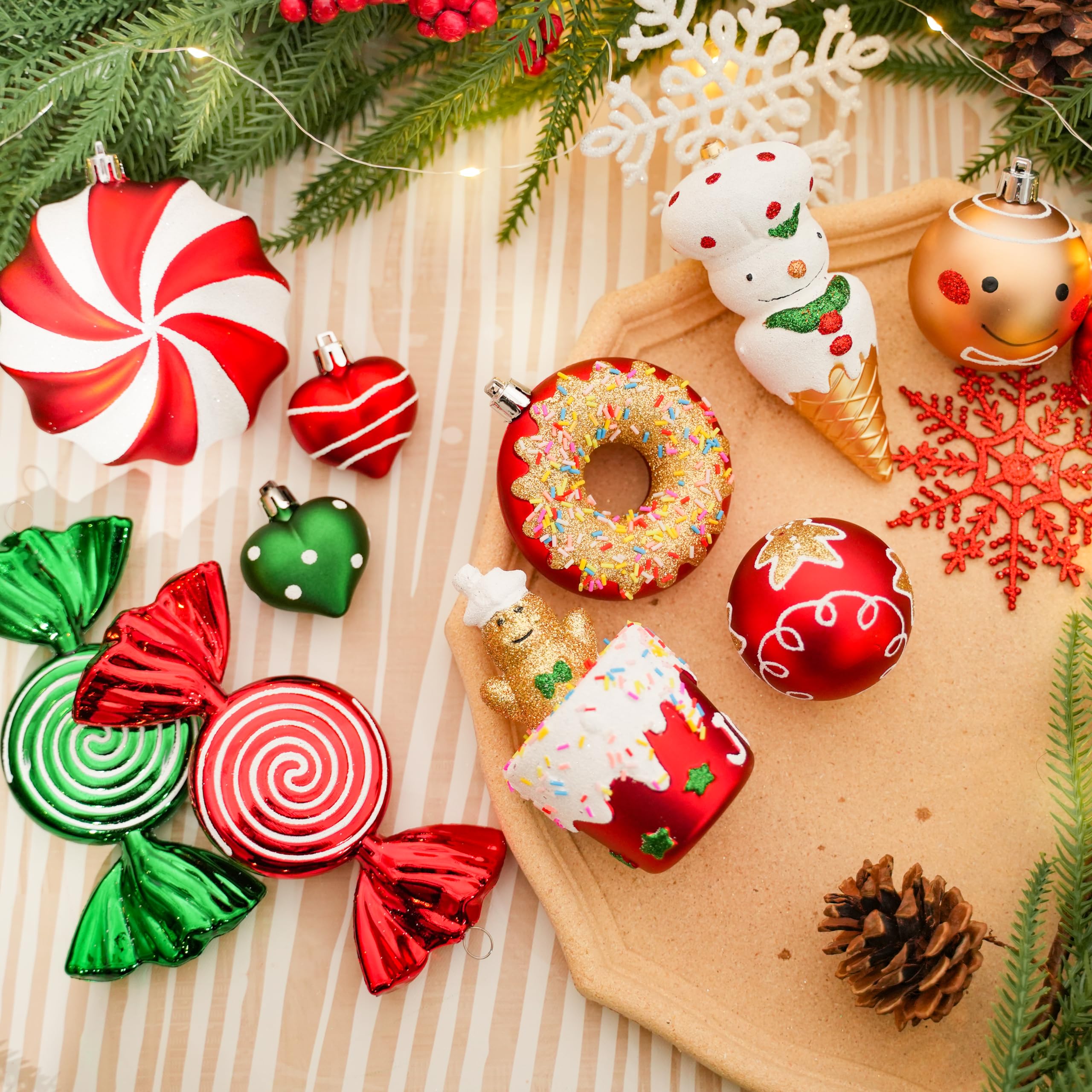 86pcs Red and Green, White Christmas Tree Ball Decorations - SHareconn