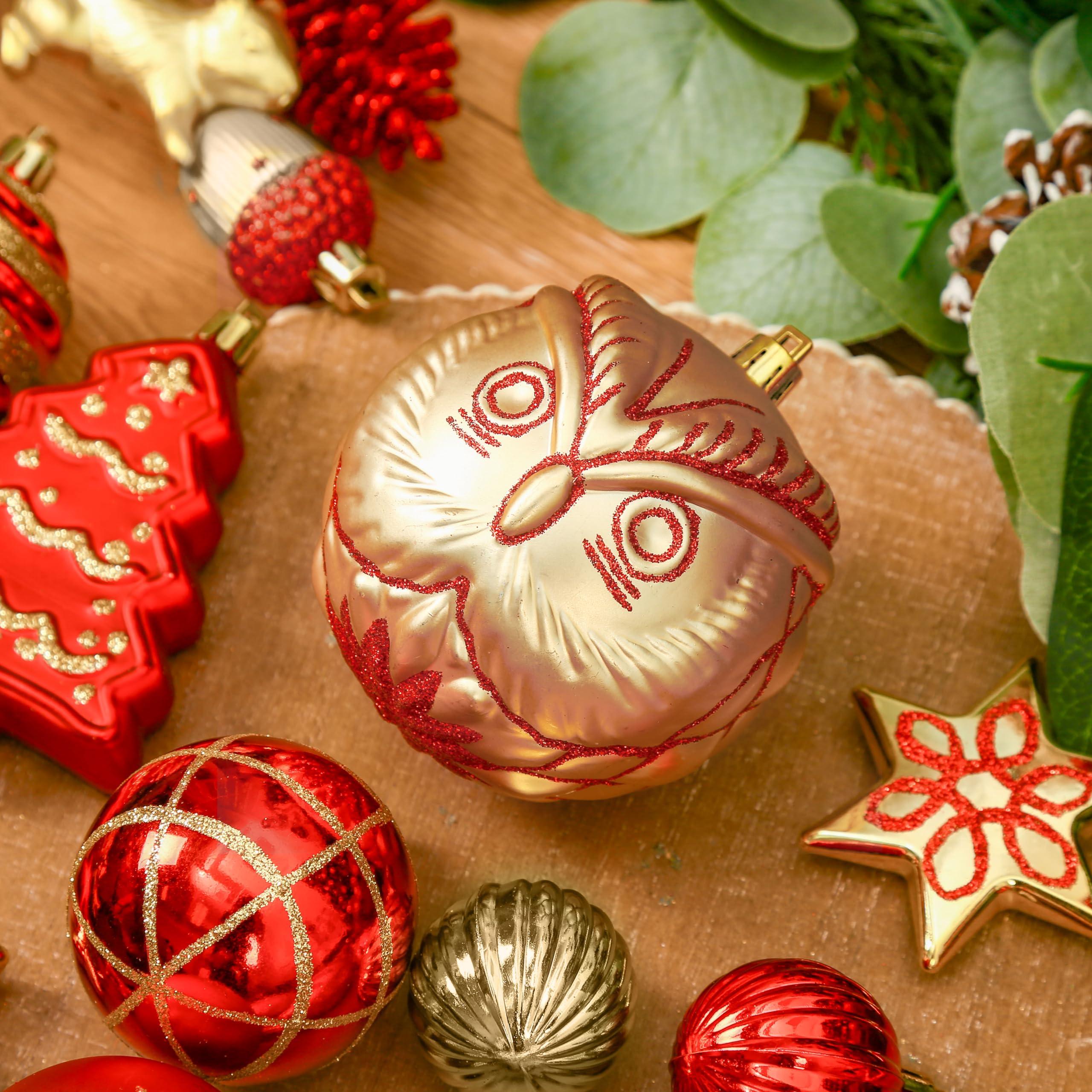 96pcs Red & Gold Forest Theme and Animal Designs Christmas Tree Ornaments Set - SHareconn